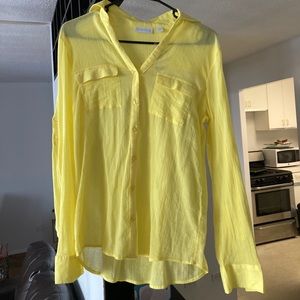 New York and Company Yellow Button Down. NWT S